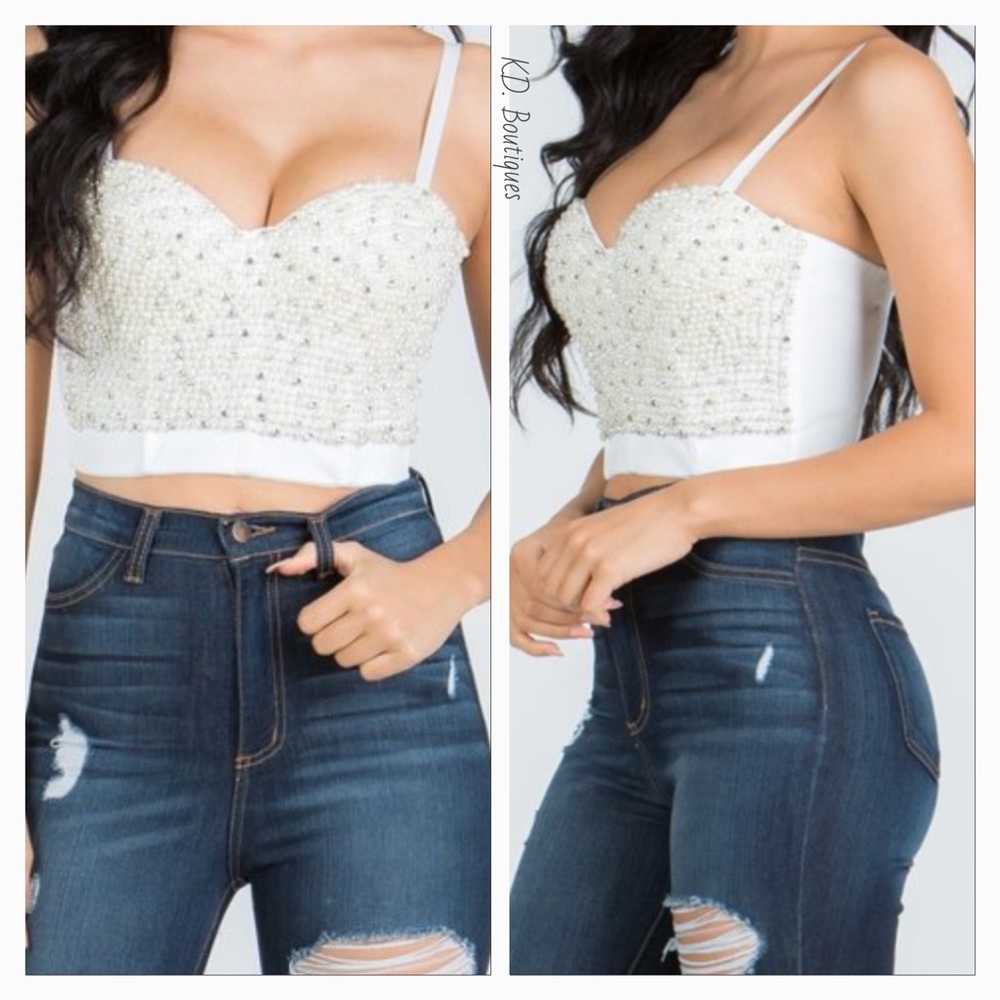 Selena pearl top 👚
